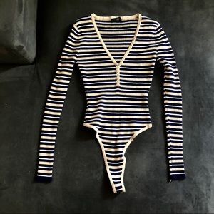 Long sleeve body suit